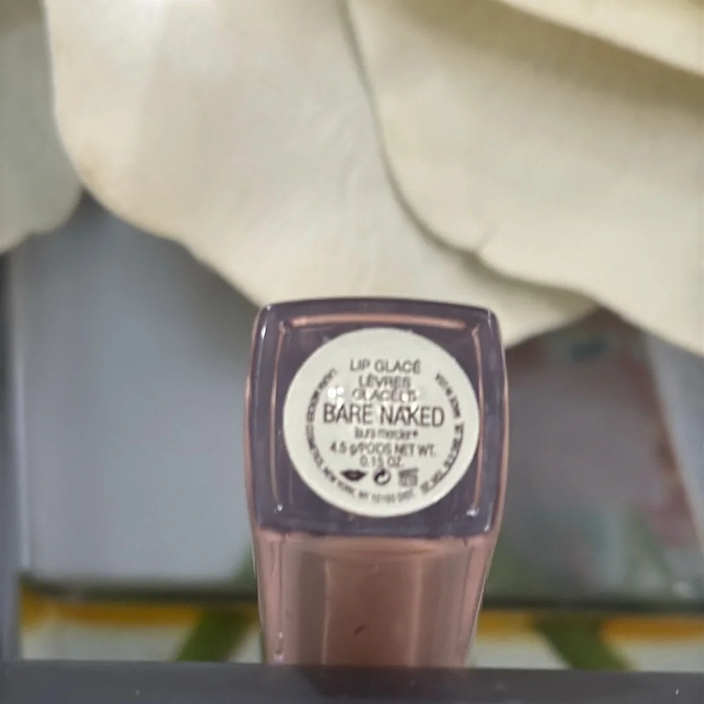 Laura Mercier Lip Glacé Lip Gloss in the shade 
